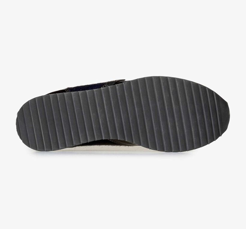 Blauwe lakleren sneaker met runnerzool