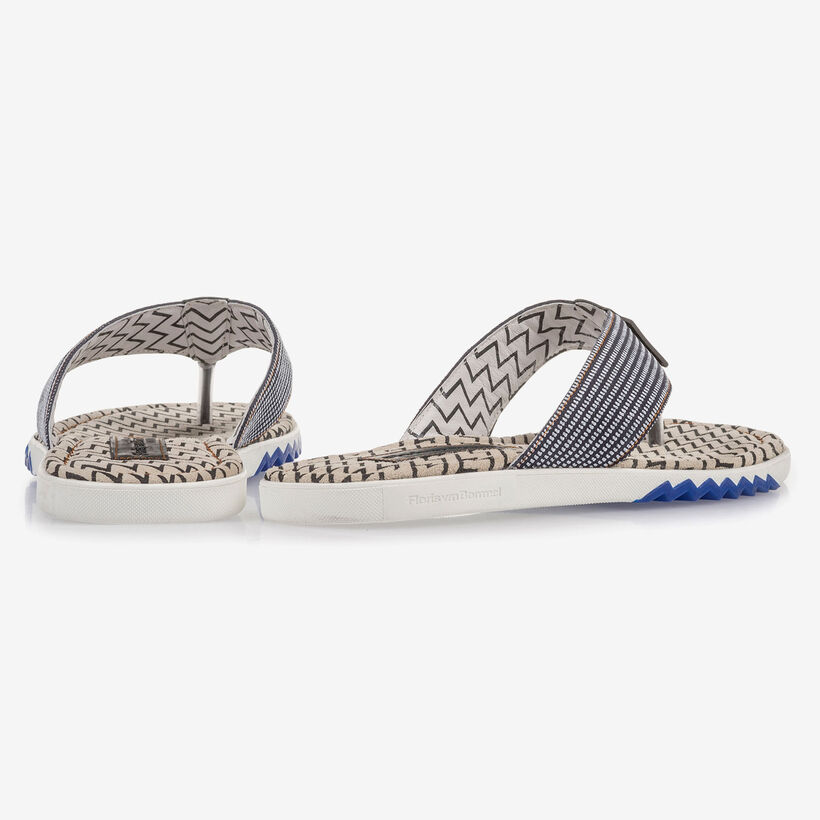 Blue suede leather thong slipper with print