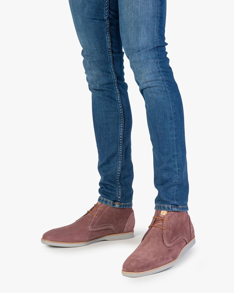 Boot su&egrave;de roze