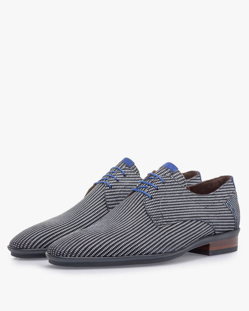 Blauwe su&egrave;de veterschoen