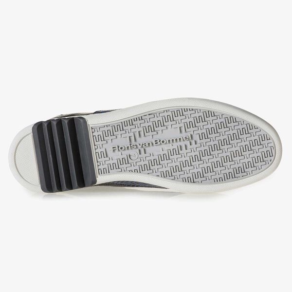 Blauwe leren sneaker met visgraatdessin