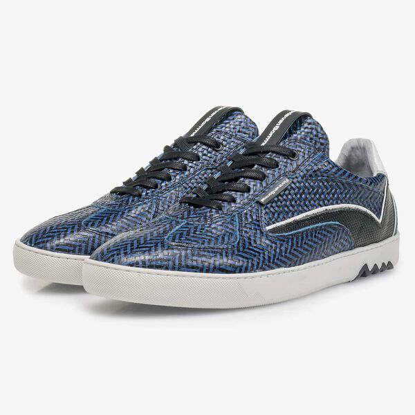 Blauwe leren sneaker met visgraatdessin