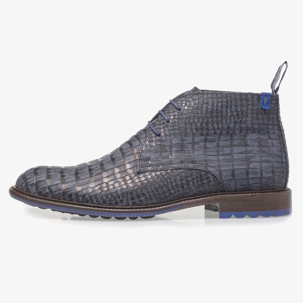 Donkerblauwe nubuckleren veterschoen met crocoprint