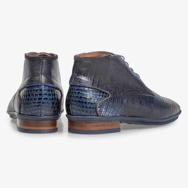Blue calf leather lace shoe with lizard print
