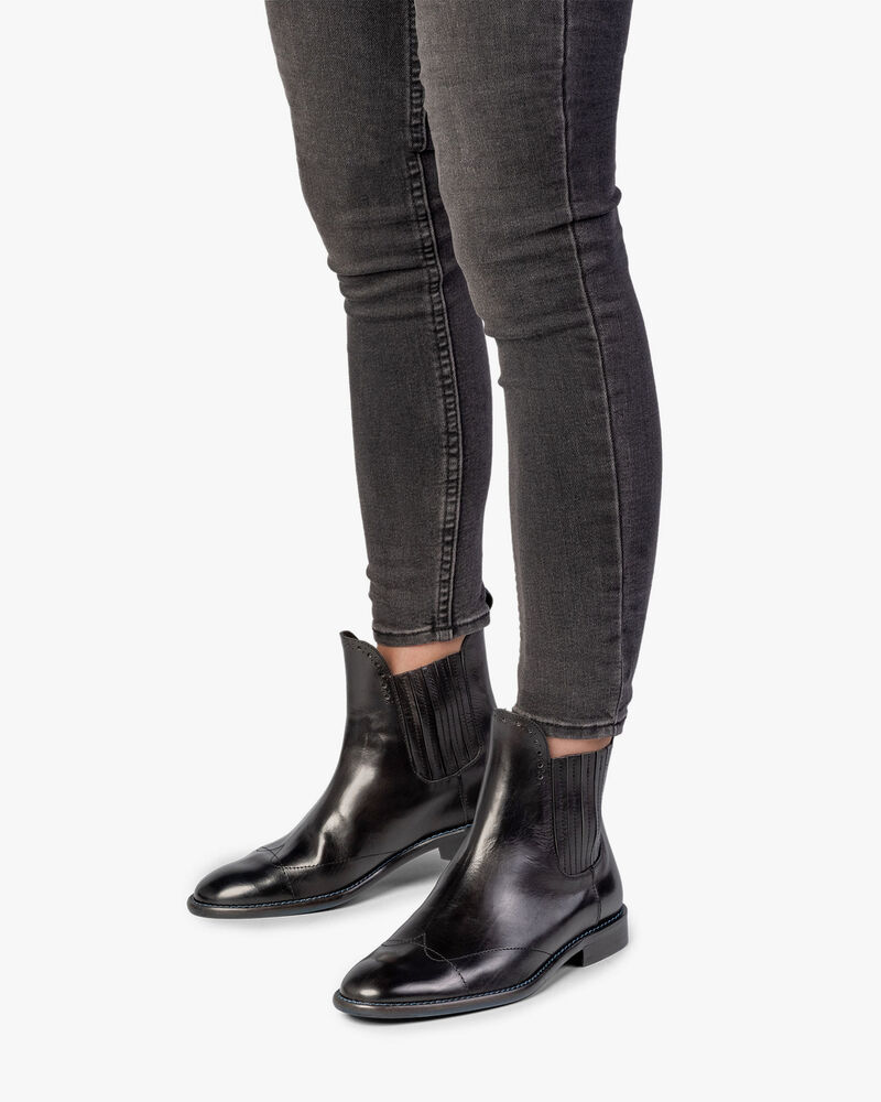 Black calf leather Chelsea boot