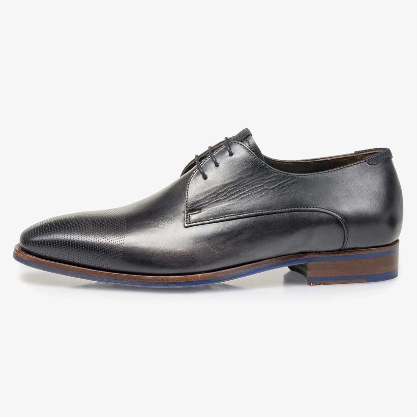 Grey calf leather lace shoe