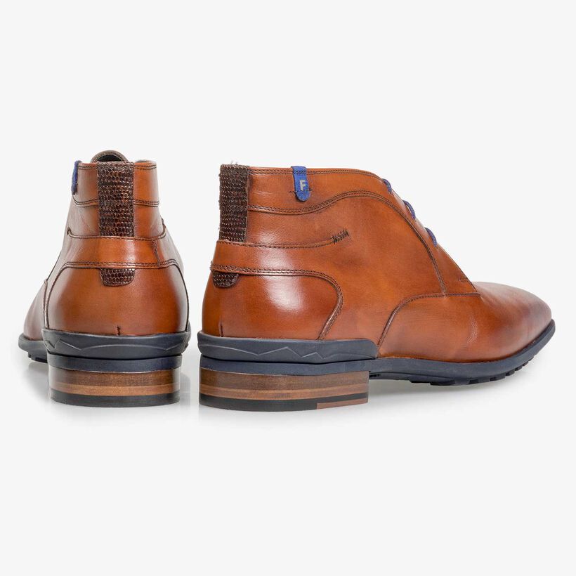 Kalfsleren veterboot cognac