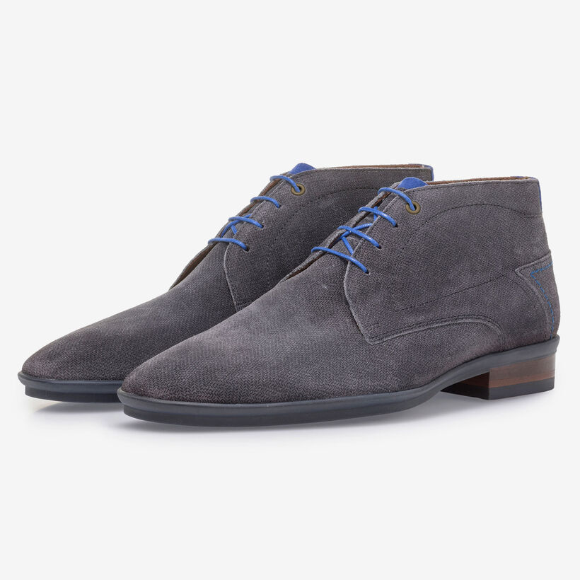 Dark grey suede leather lace boot with print