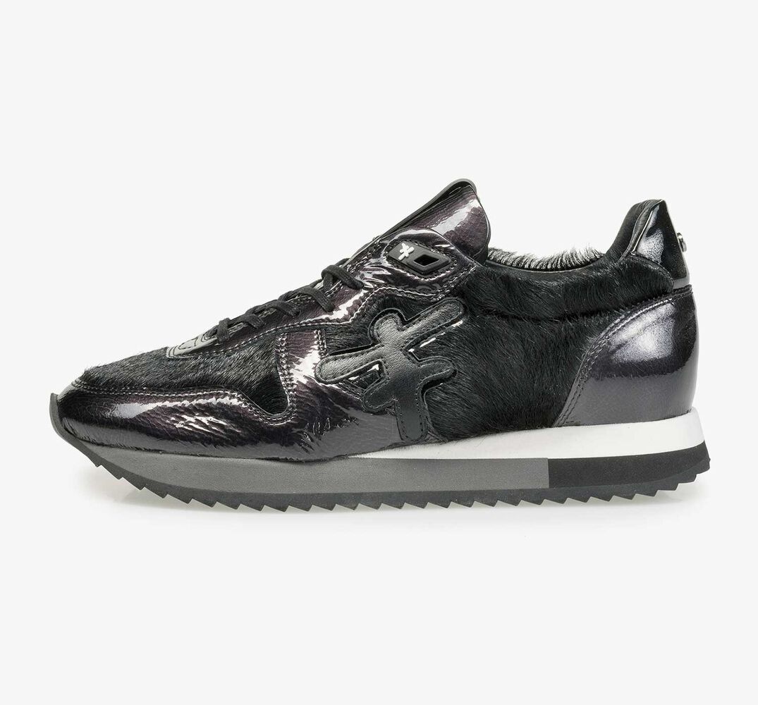 Zwarte lakleren sneaker met F logo