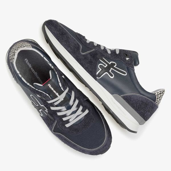 Dark blue calf leather sneaker