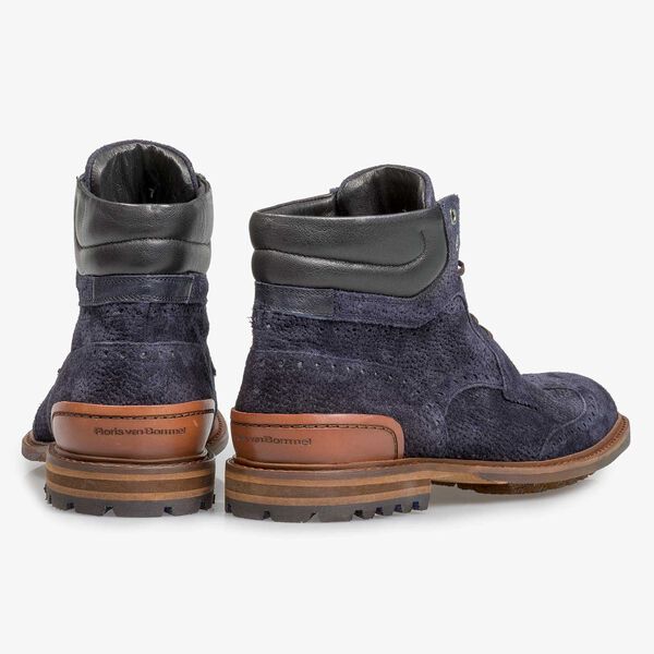 Dark blue suede lace boot with print