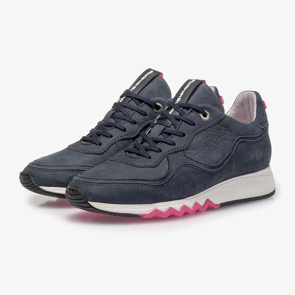 Dark blue nubuck leather sneaker