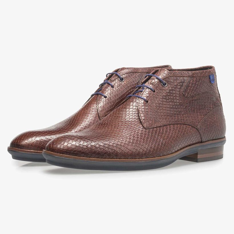 Leather laceboot with rubber sole