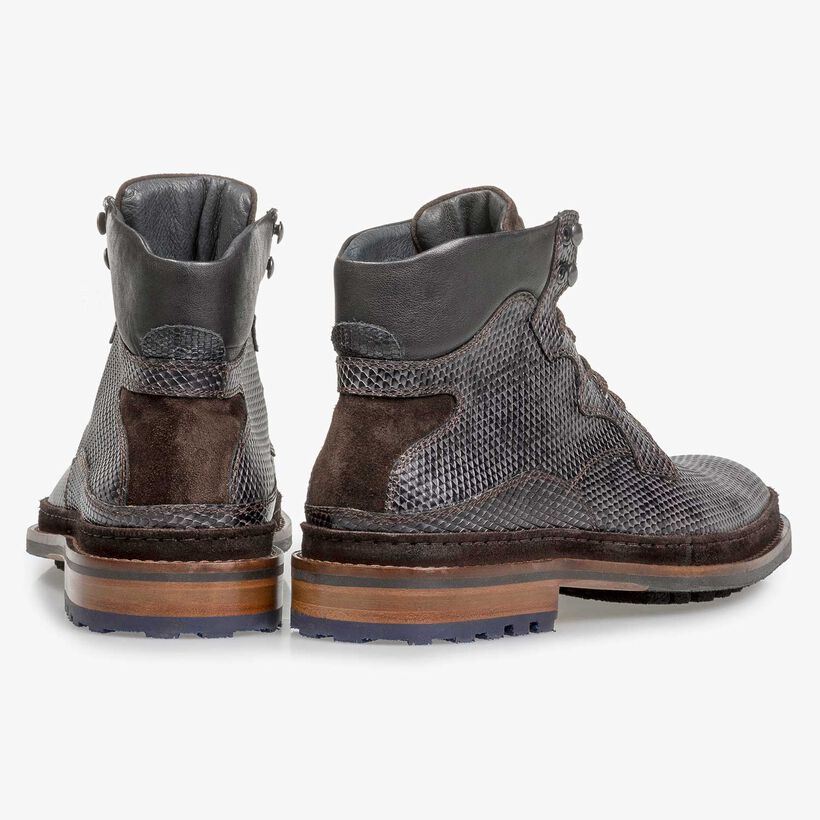 Donkergrijze leren veterboot met snakeprint