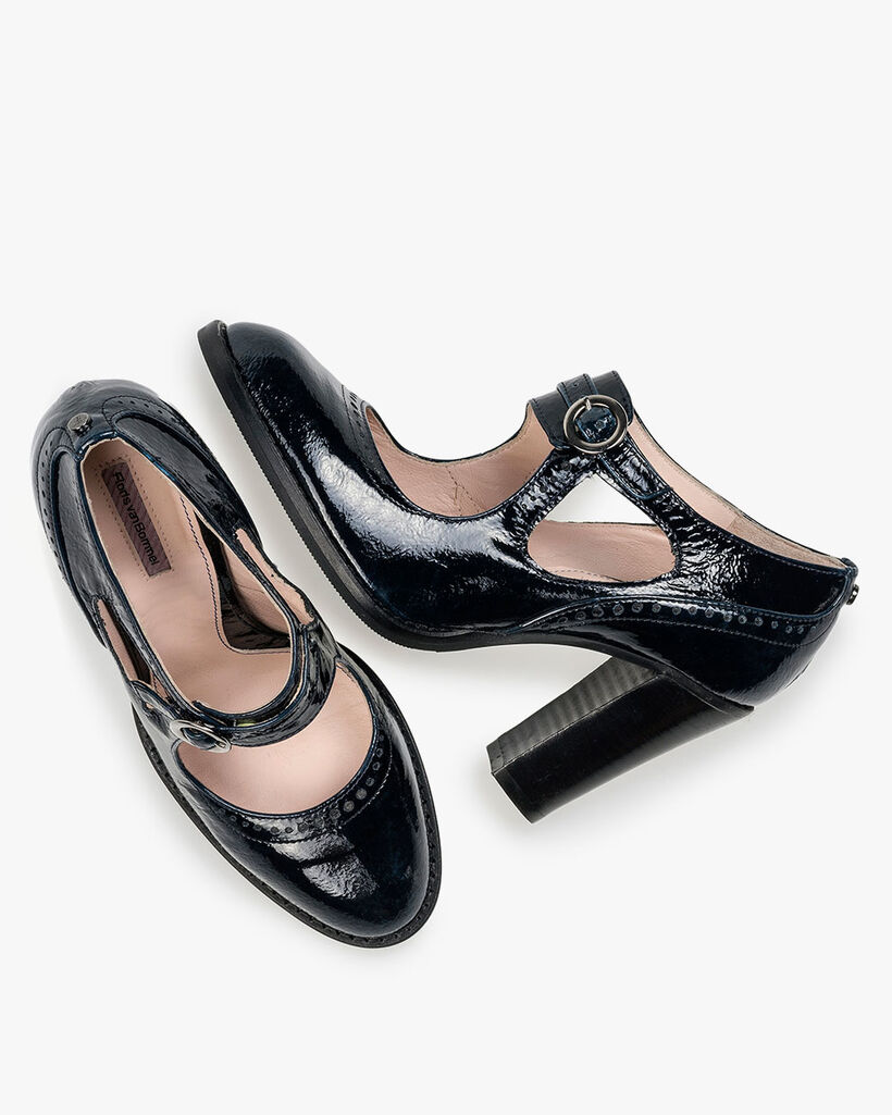 Blue patent leather pumps