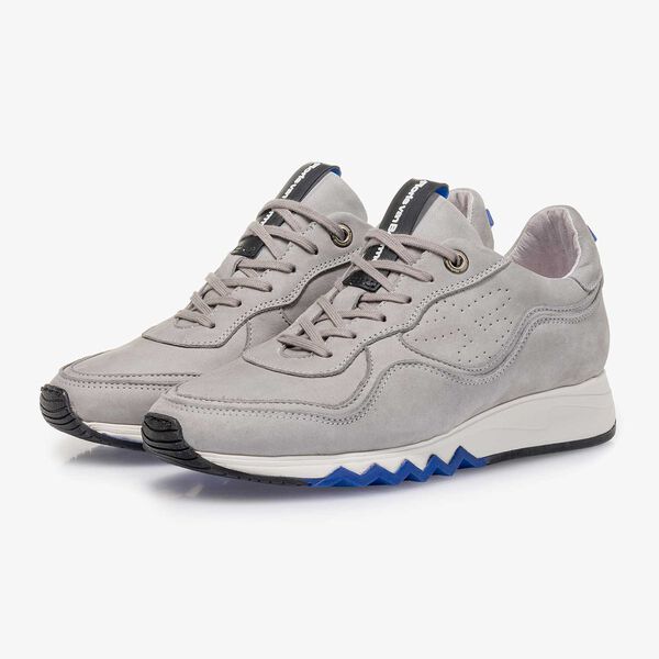 Light grey nubuck leather sneaker