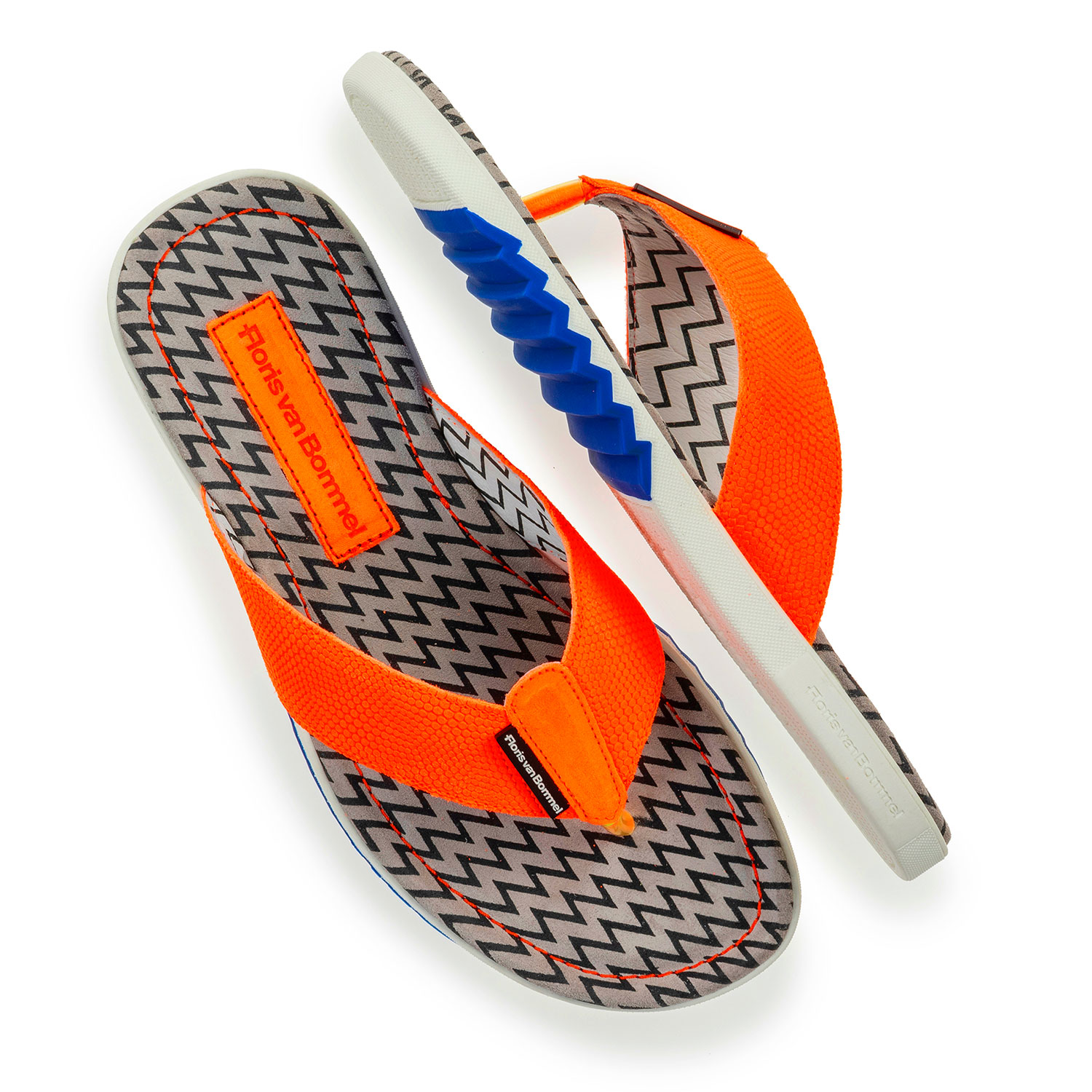 20201/19 - Suède teenslipper oranje met print 20201/19 - Suède teenslipper oranje met print