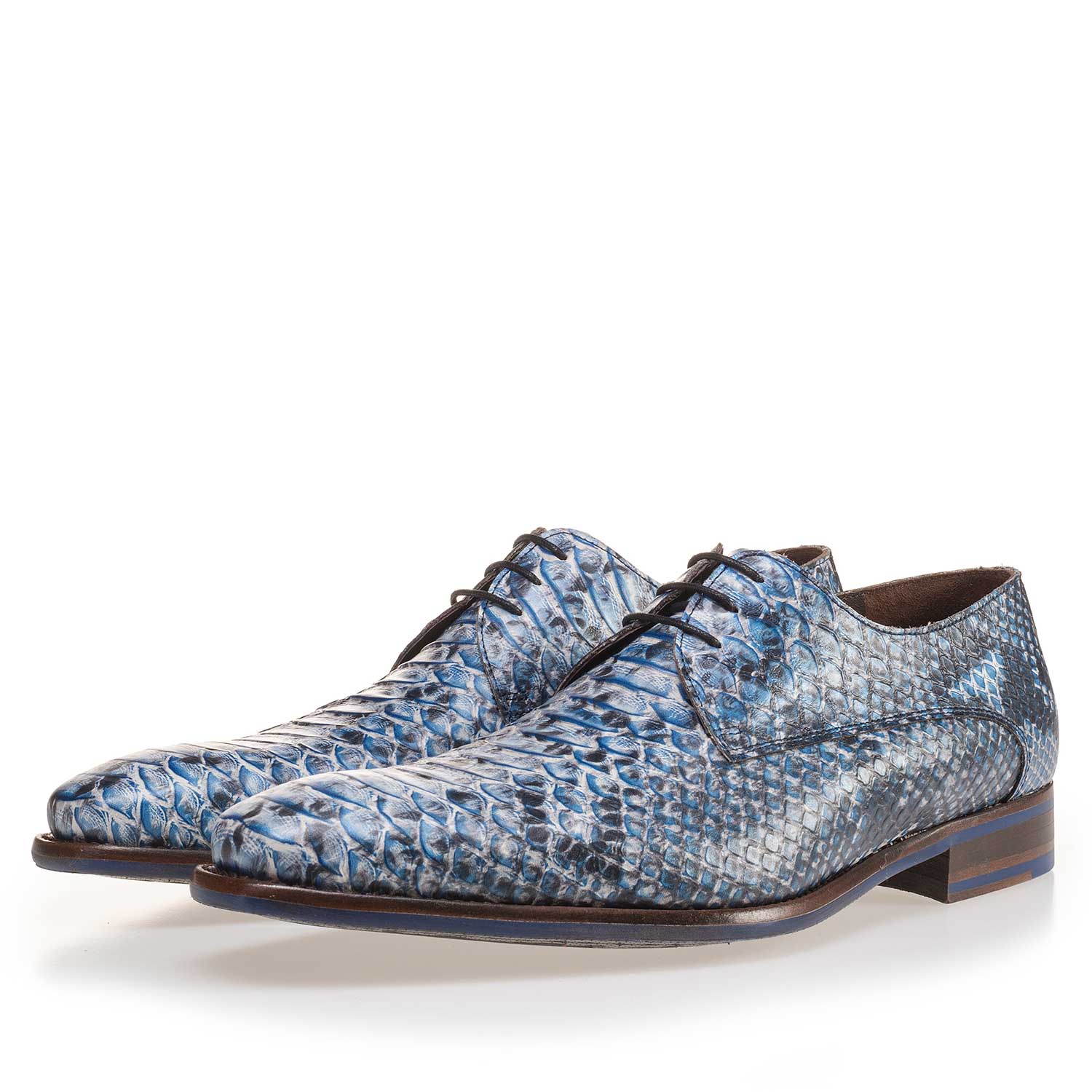 14204/03 - Blauwe veterschoen van leer met snakeprint 14204/03 - Blauwe veterschoen van leer met snakeprint