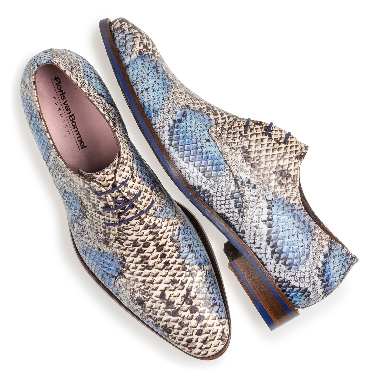 18224/00 - Premium veterschoen met blauwe snakeprint 18224/00 - Premium veterschoen met blauwe snakeprint