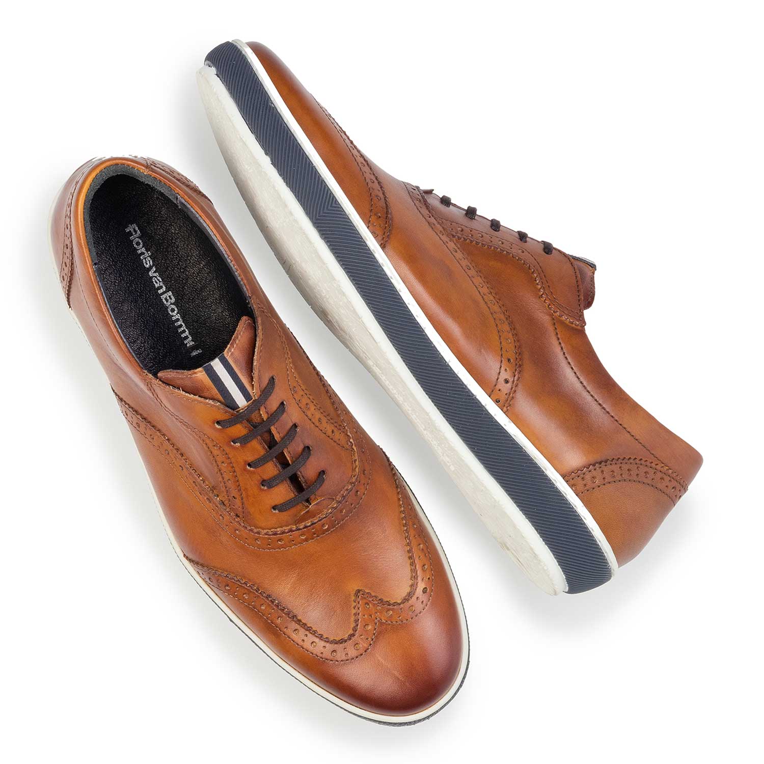 19036/38 - Cognac-coloured brogue leather sneaker 19036/38 - Cognac-coloured brogue leather sneaker