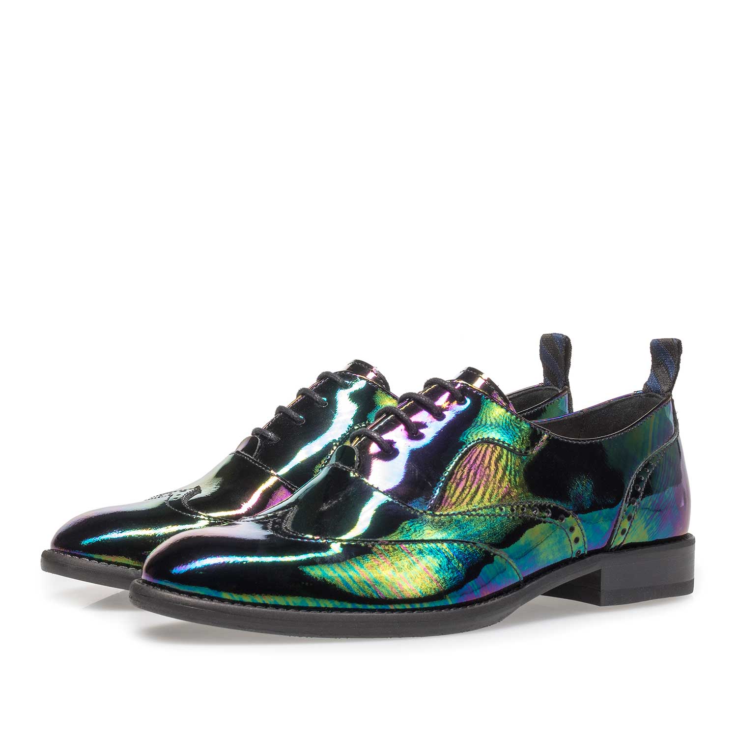 85812/00 - Multi-color veterschoen van lakleer 85812/00 - Multi-color veterschoen van lakleer