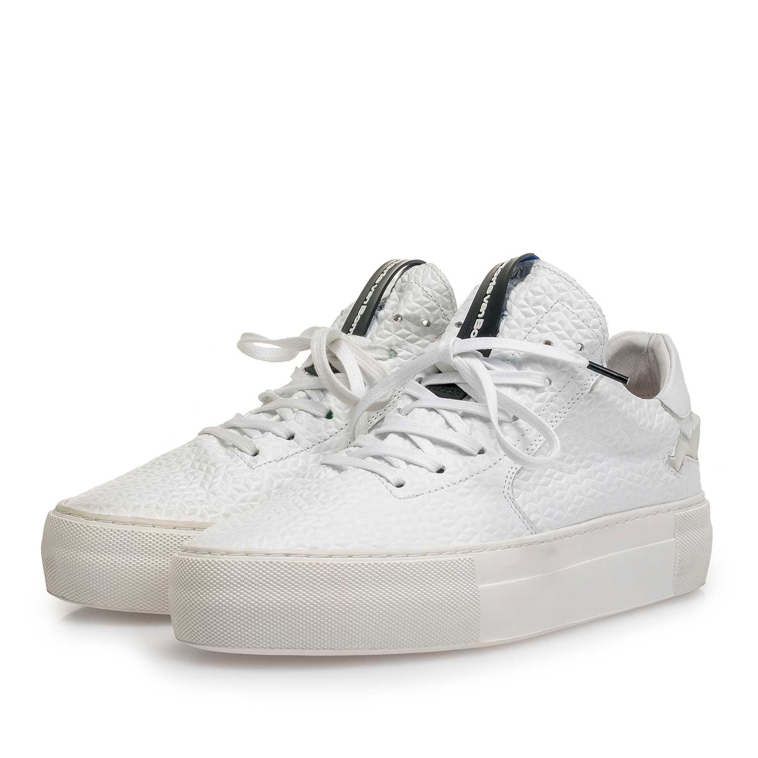 85268/02 - Witte leren sneaker met structuur 85268/02 - Witte leren sneaker met structuur