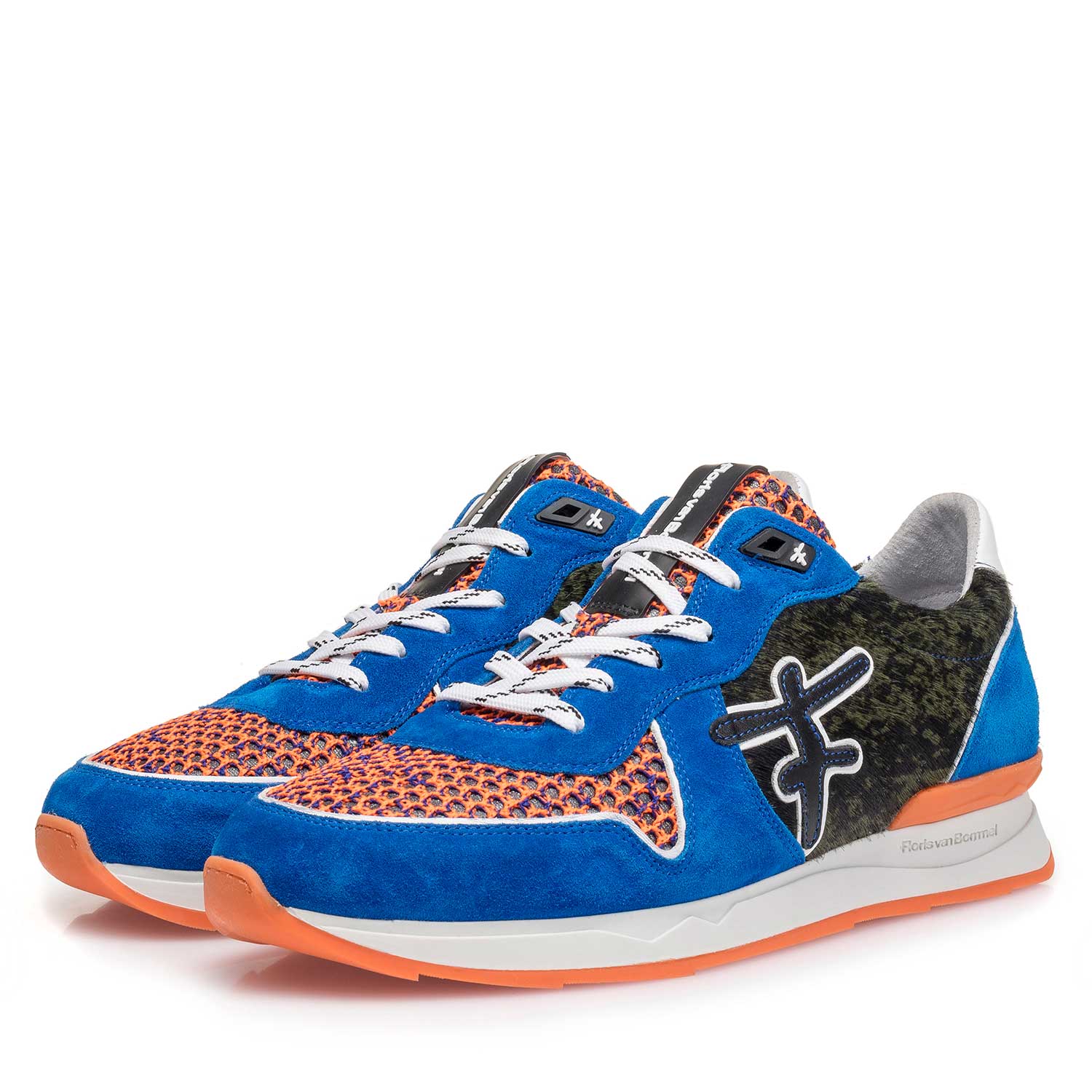 16241/01 - Premium blauwe suède sneaker met gekleurde accenten 16241/01 - Premium blauwe suède sneaker met gekleurde accenten