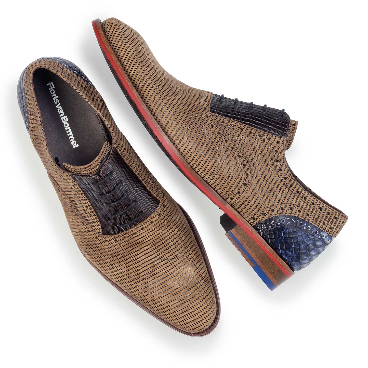 19114/07 - Camel-coloured suede leather lace shoe with pattern 19114/07 - Camel-coloured suede leather lace shoe with pattern