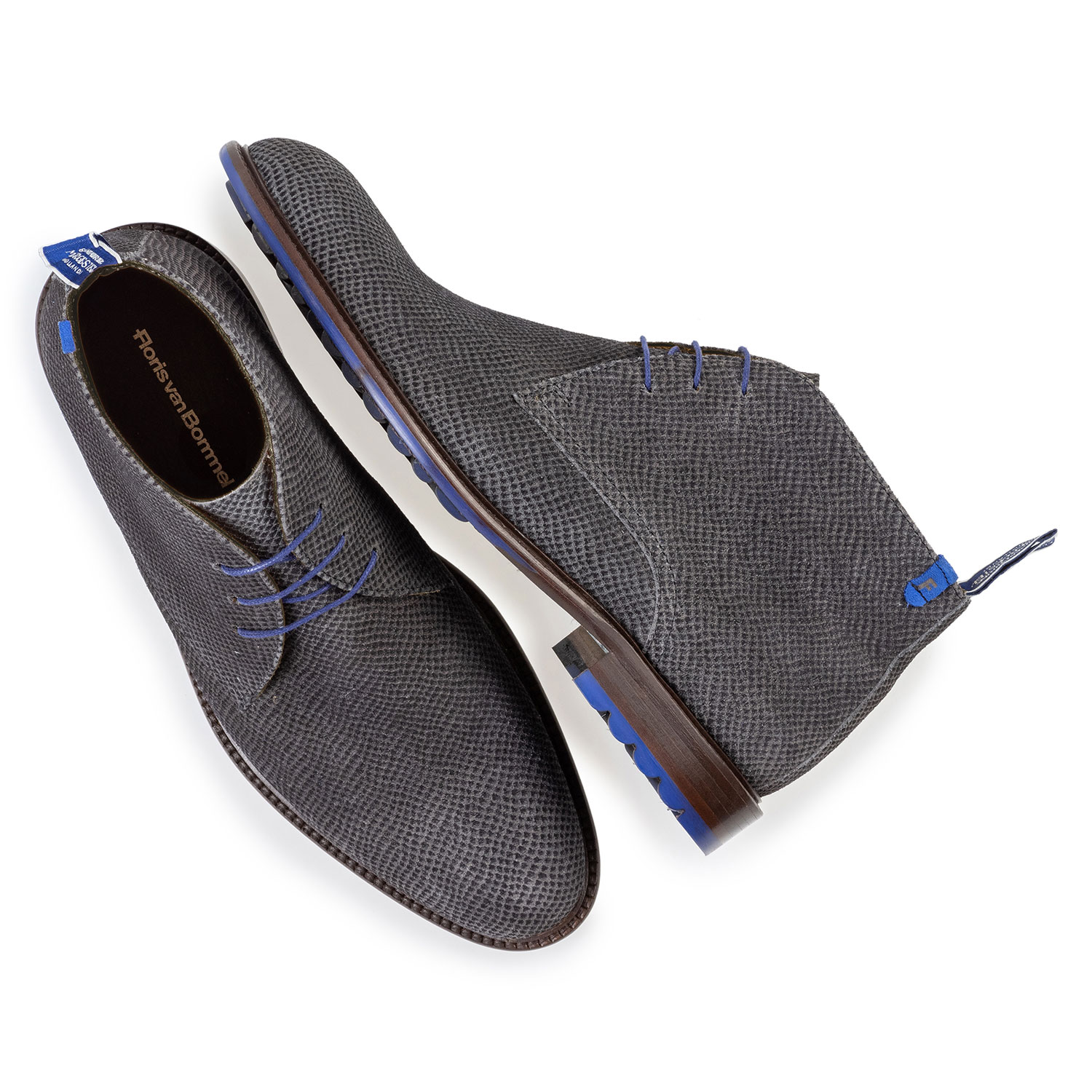 10203/32 - Veterboot grijs met print 10203/32 - Veterboot grijs met print