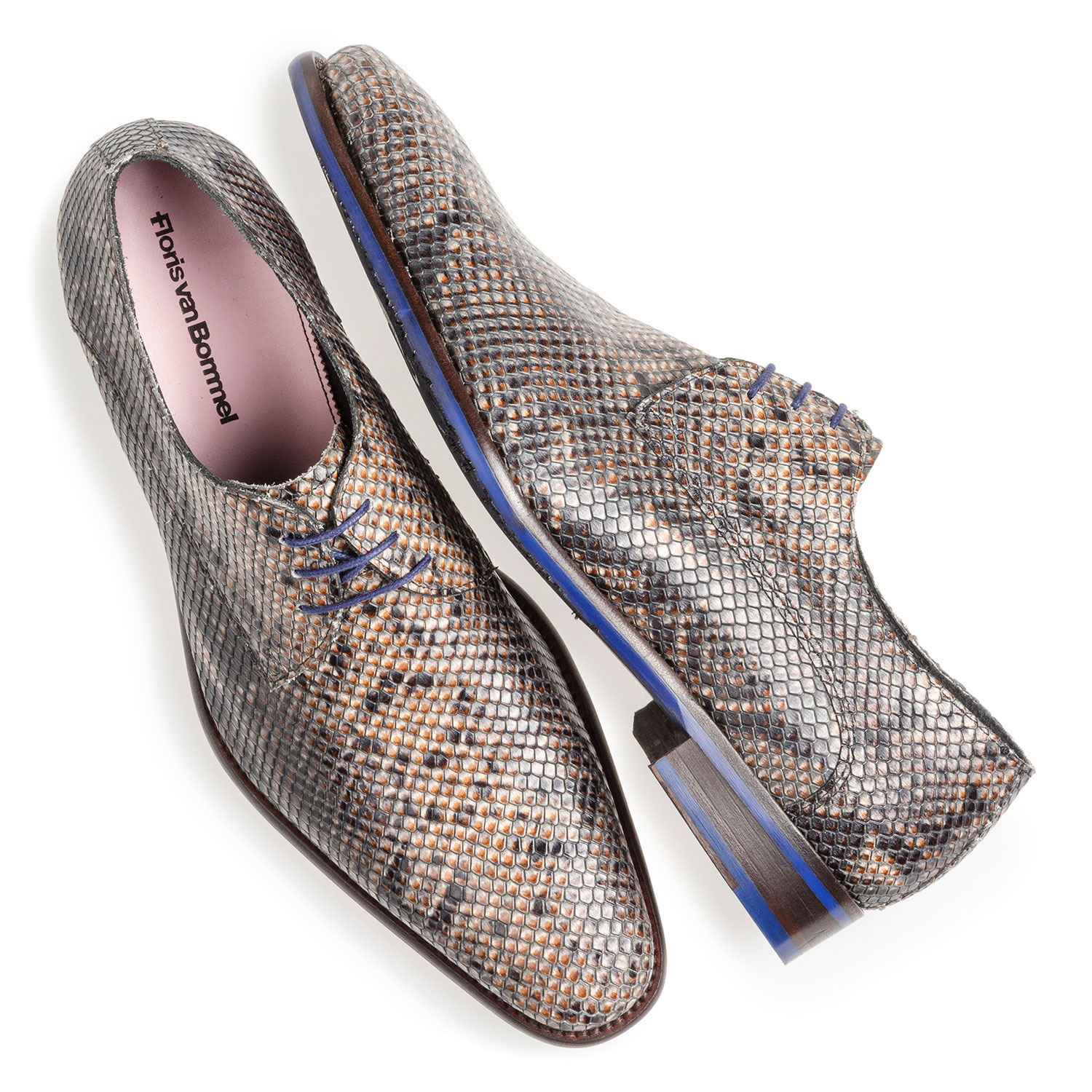 18159/18 - Grijs/bruine veterschoen met snakeprint 18159/18 - Grijs/bruine veterschoen met snakeprint