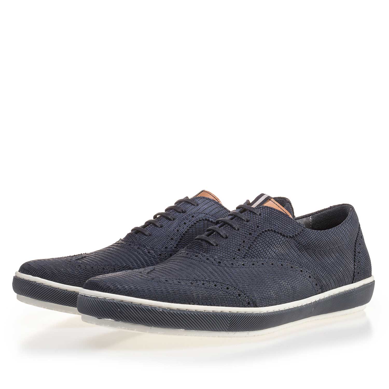 19036/34 - Blauwe brogue nubuckleren sneaker 19036/34 - Blauwe brogue nubuckleren sneaker