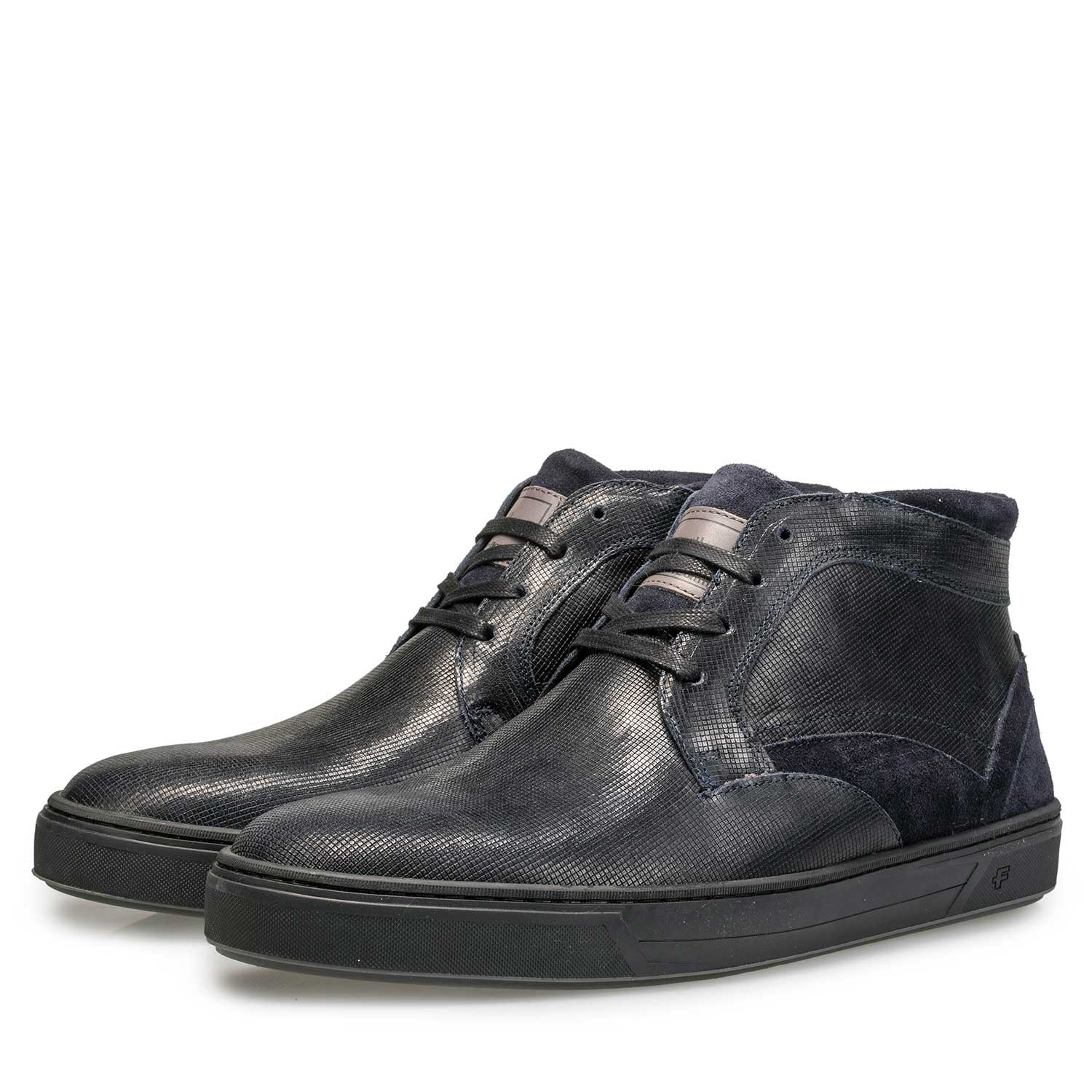 10314/00 - Wool lined, mid-high calf’s leather shoe 10314/00 - Wool lined, mid-high calf’s leather shoe