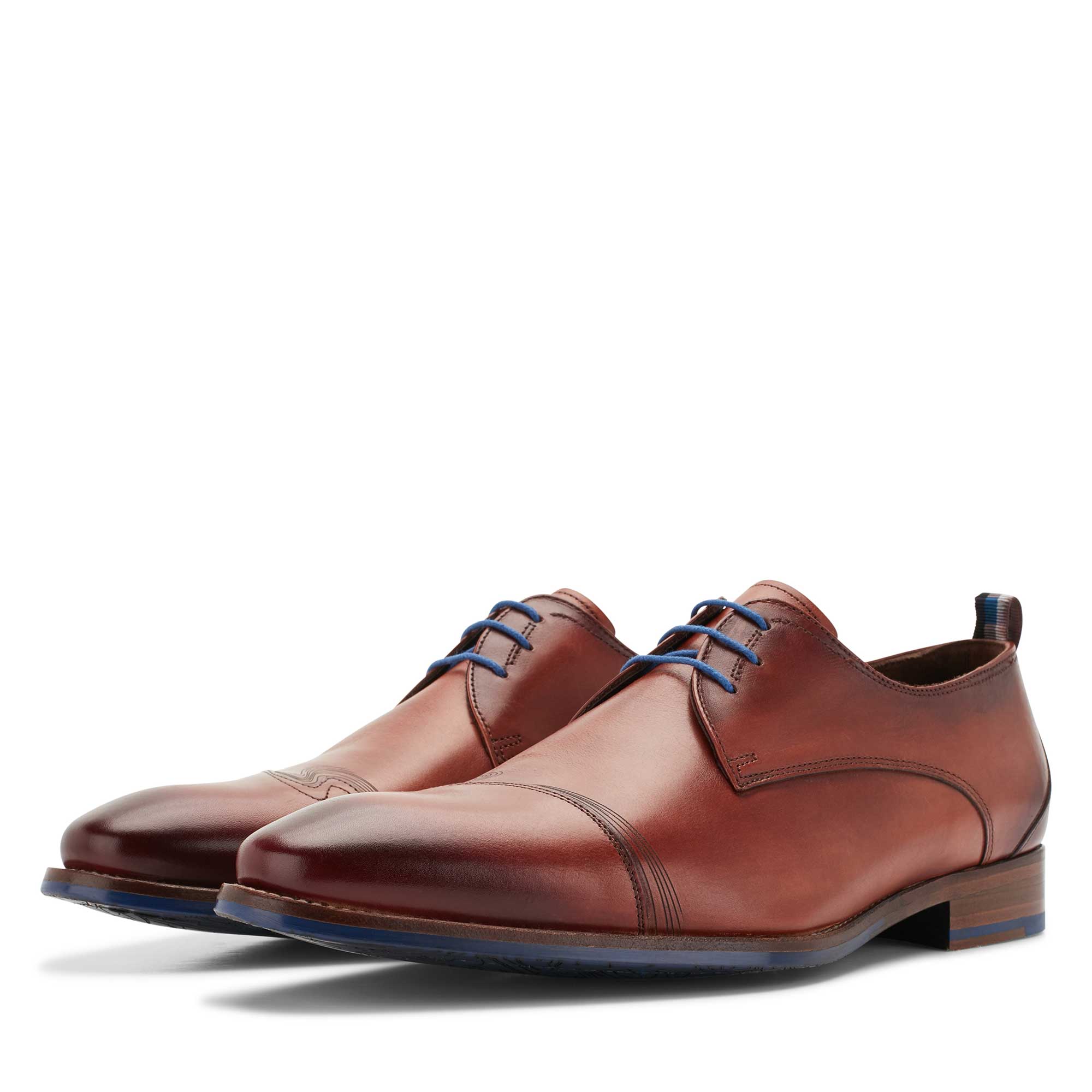 18006/00 - Cognac leren veterschoen 18006/00 - Cognac leren veterschoen