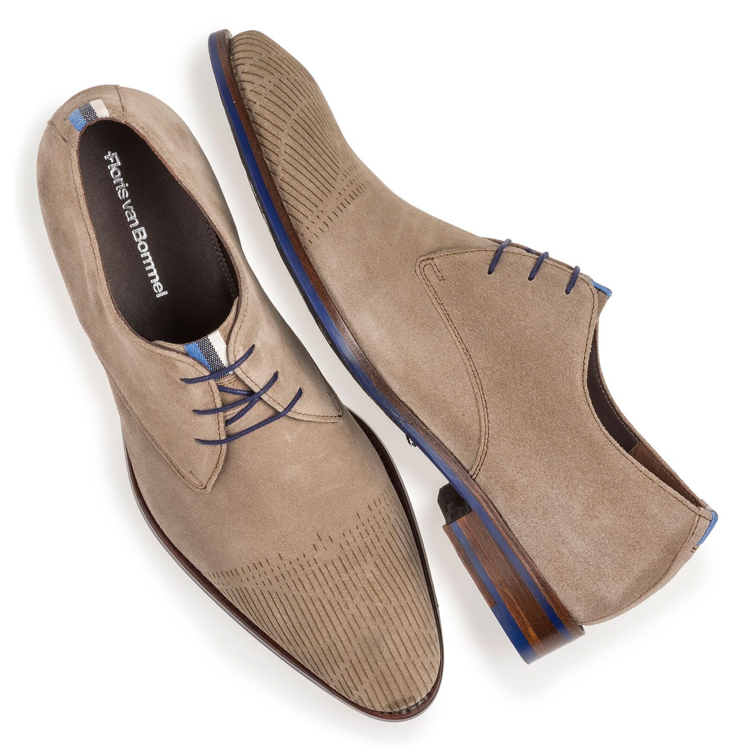 18276/04 - Beige suede leather lace shoe with laser print 18276/04 - Beige suede leather lace shoe with laser print
