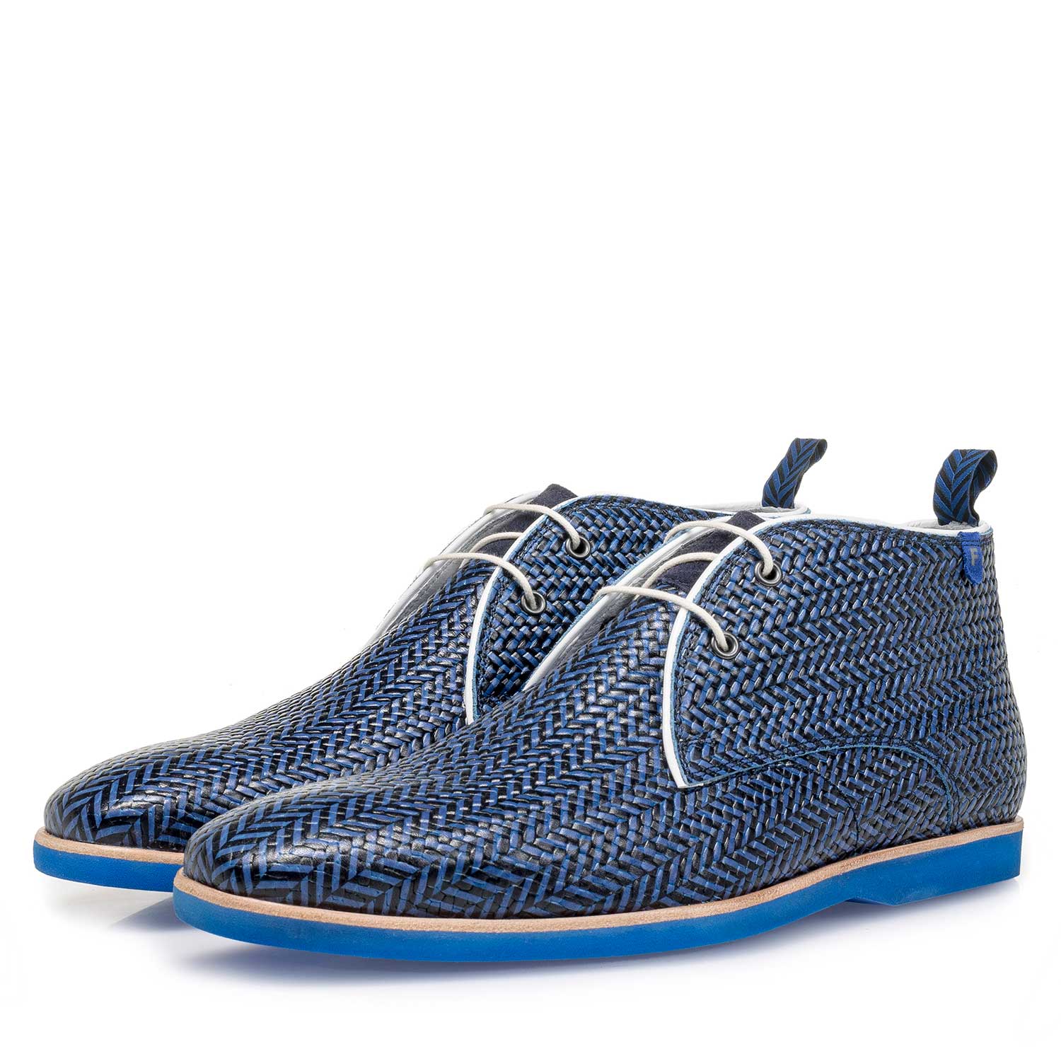 10014/09 - Blauw/zwarte kalfsleren veterboot met dessin 10014/09 - Blauw/zwarte kalfsleren veterboot met dessin