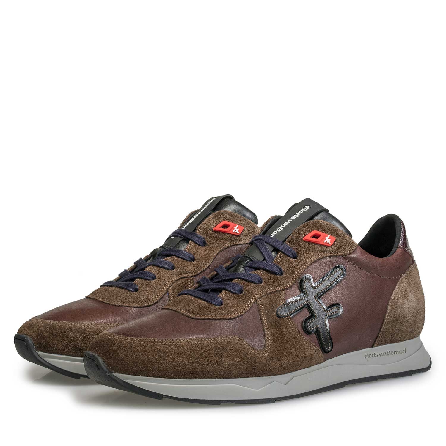 16226/06 - Brown leather sneaker with bordered F-Logo 16226/06 - Brown leather sneaker with bordered F-Logo