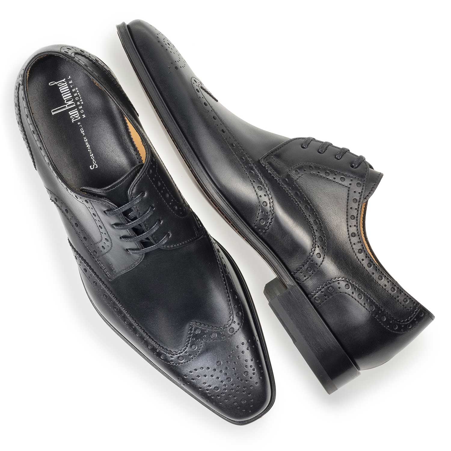 17099/00 - Black calf leather brogue 17099/00 - Black calf leather brogue