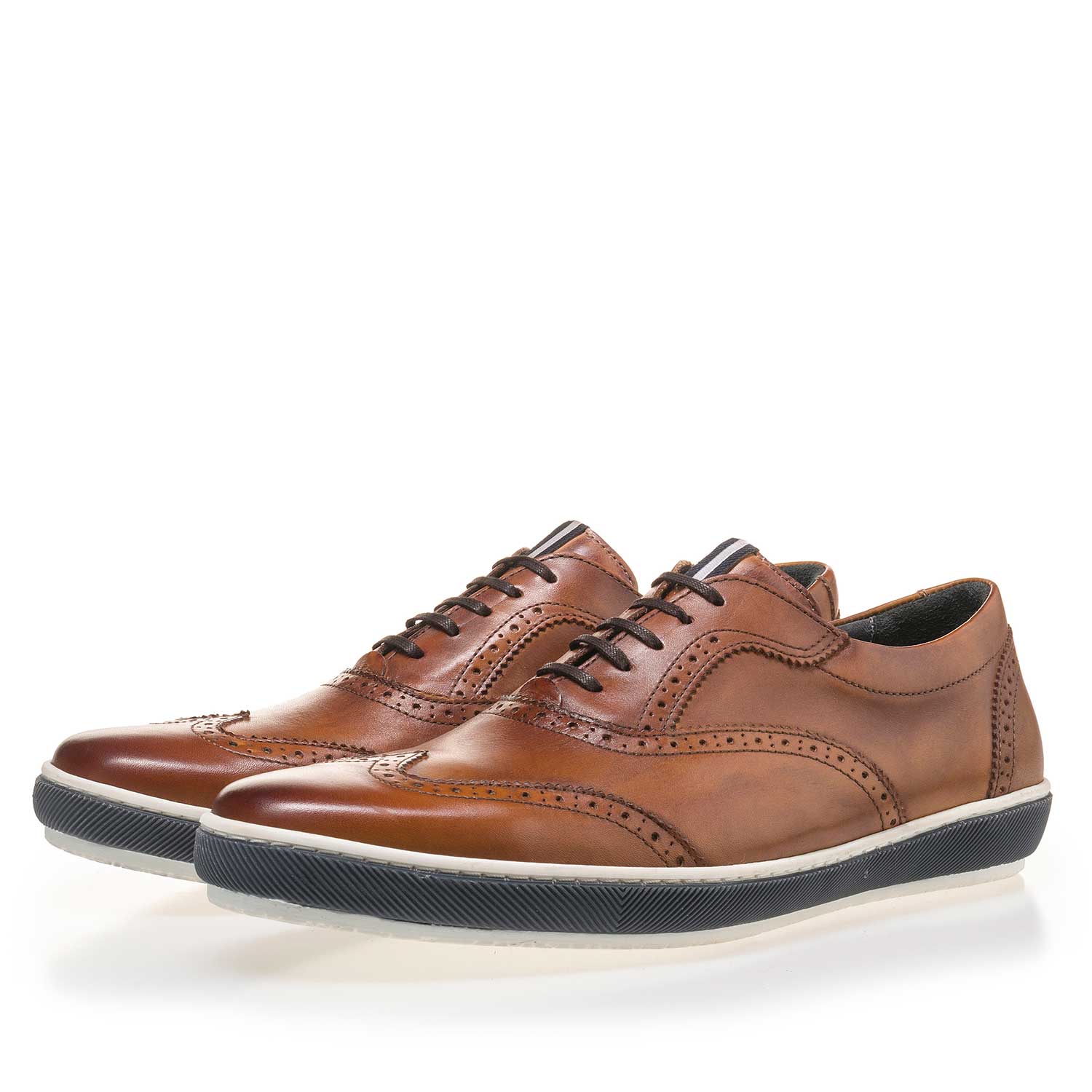 19036/38 - Cognac-coloured brogue leather sneaker 19036/38 - Cognac-coloured brogue leather sneaker