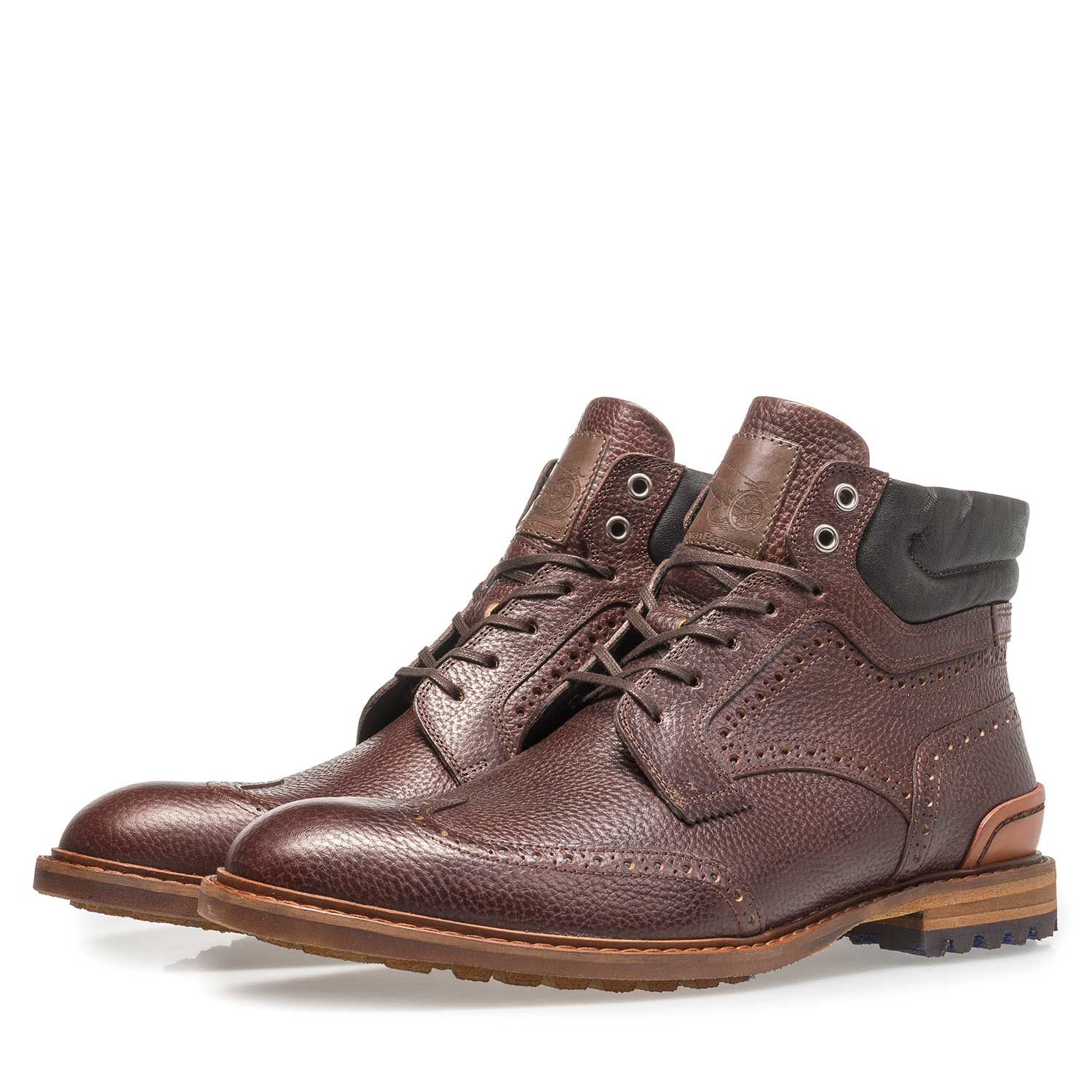 10816/05 - Donkerbruine leren veterboot met print 10816/05 - Donkerbruine leren veterboot met print