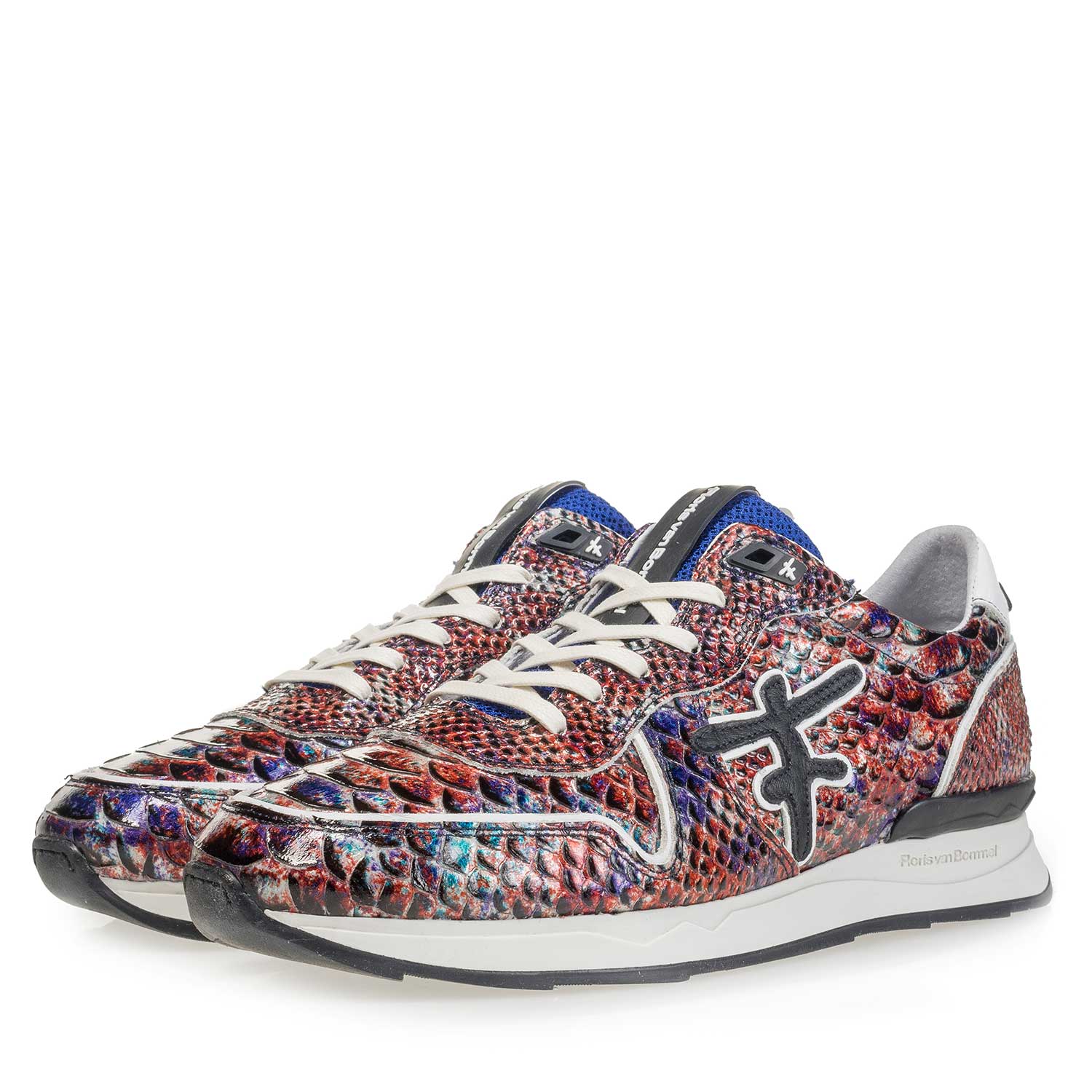 16246/12 - Rode lakleren sneaker met snakeprint 16246/12 - Rode lakleren sneaker met snakeprint