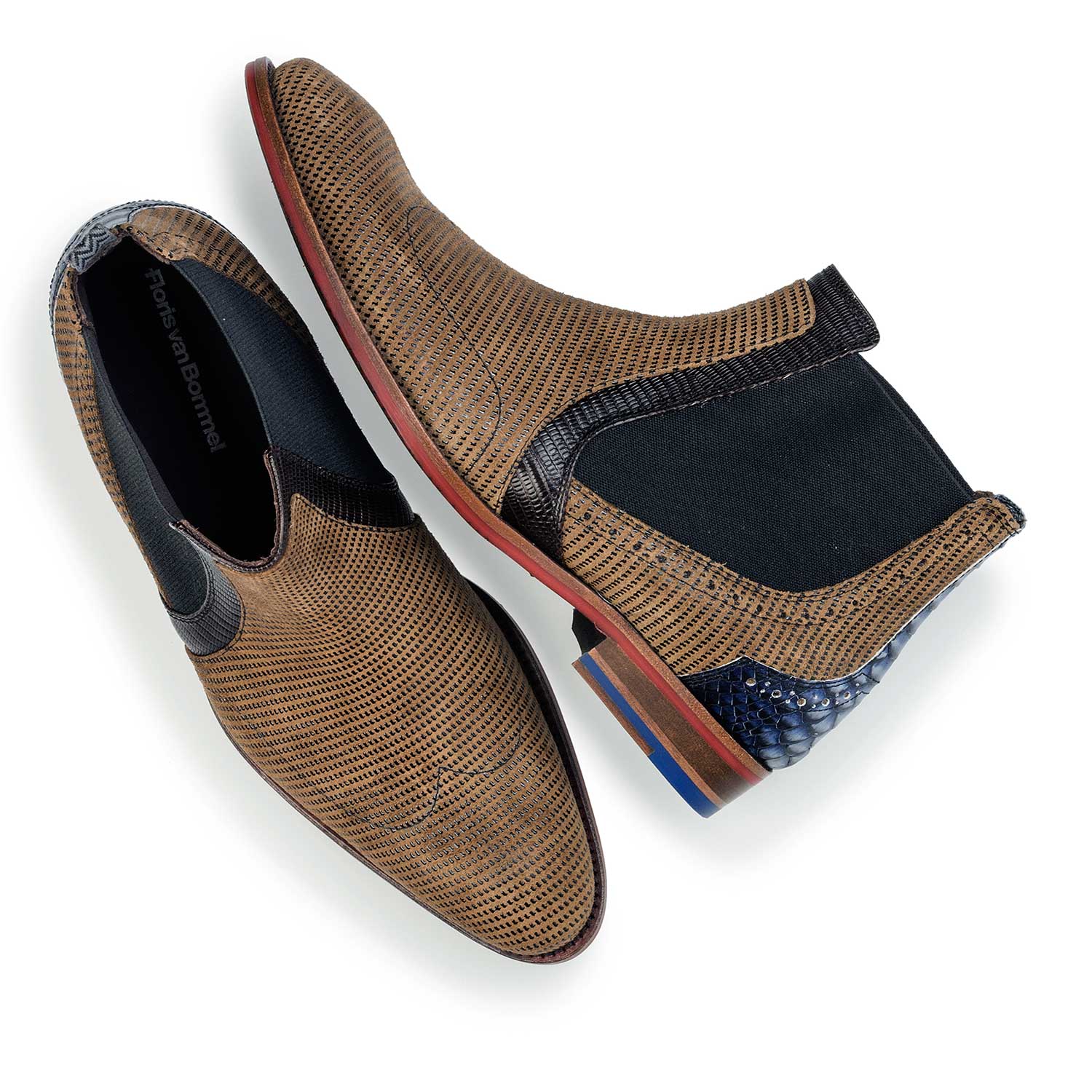10455/01 - Camelkleurige chelsea boot van suède 10455/01 - Camelkleurige chelsea boot van suède
