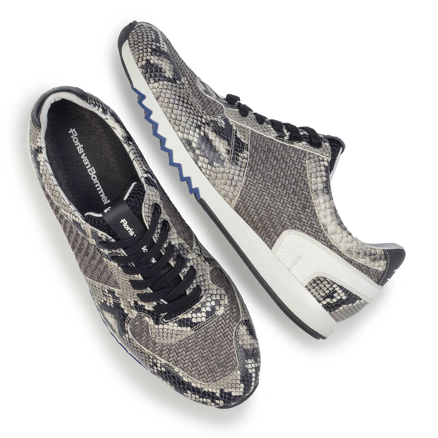 16171/03 - Grijze leren sneaker met snakeprint 16171/03 - Grijze leren sneaker met snakeprint
