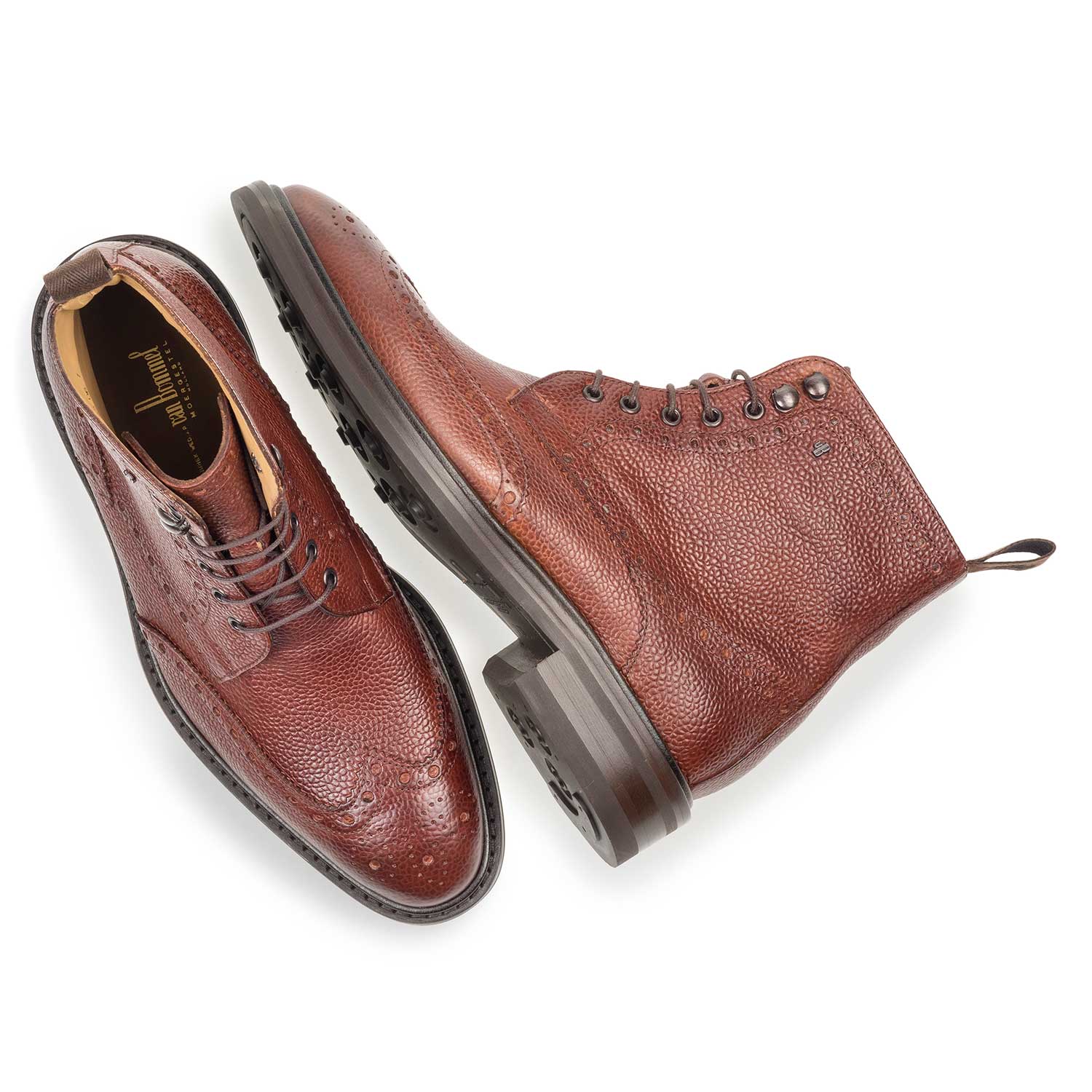 10165/06 - Cognac-coloured leather brogue lace boot 10165/06 - Cognac-coloured leather brogue lace boot