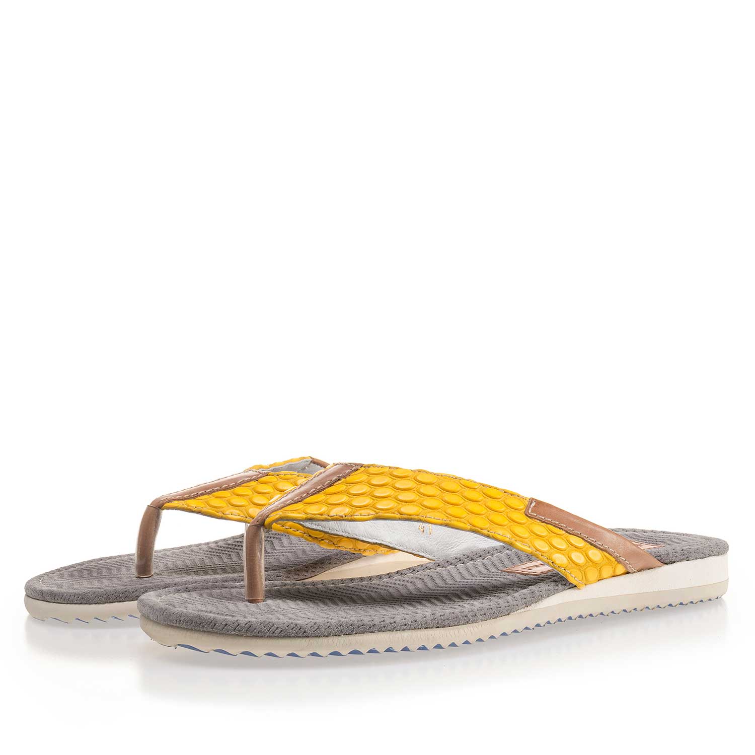 20022/23 - Yellow, printed thong slipper made of leather 20022/23 - Yellow, printed thong slipper made of leather