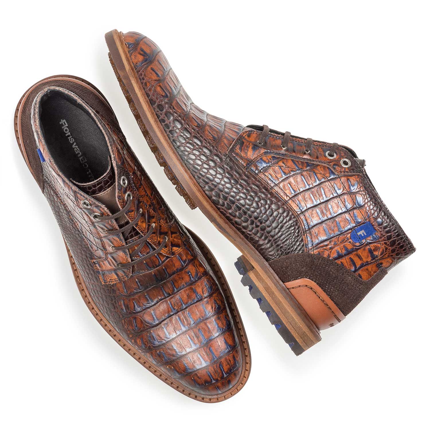 20228/24 - Leren veterboot cognac met crocoprint 20228/24 - Leren veterboot cognac met crocoprint