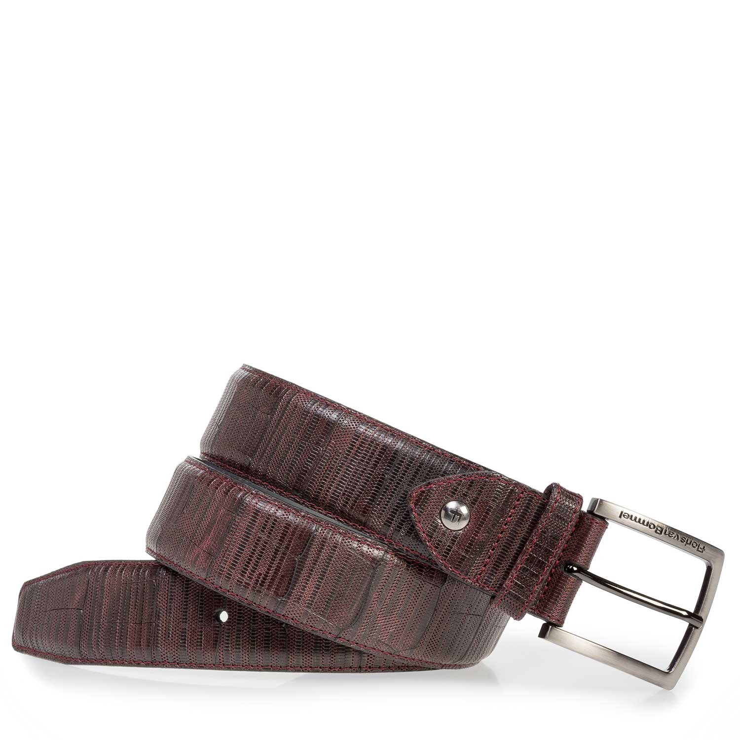 75202/03 - Bordeauxrode leren riem met print 75202/03 - Bordeauxrode leren riem met print