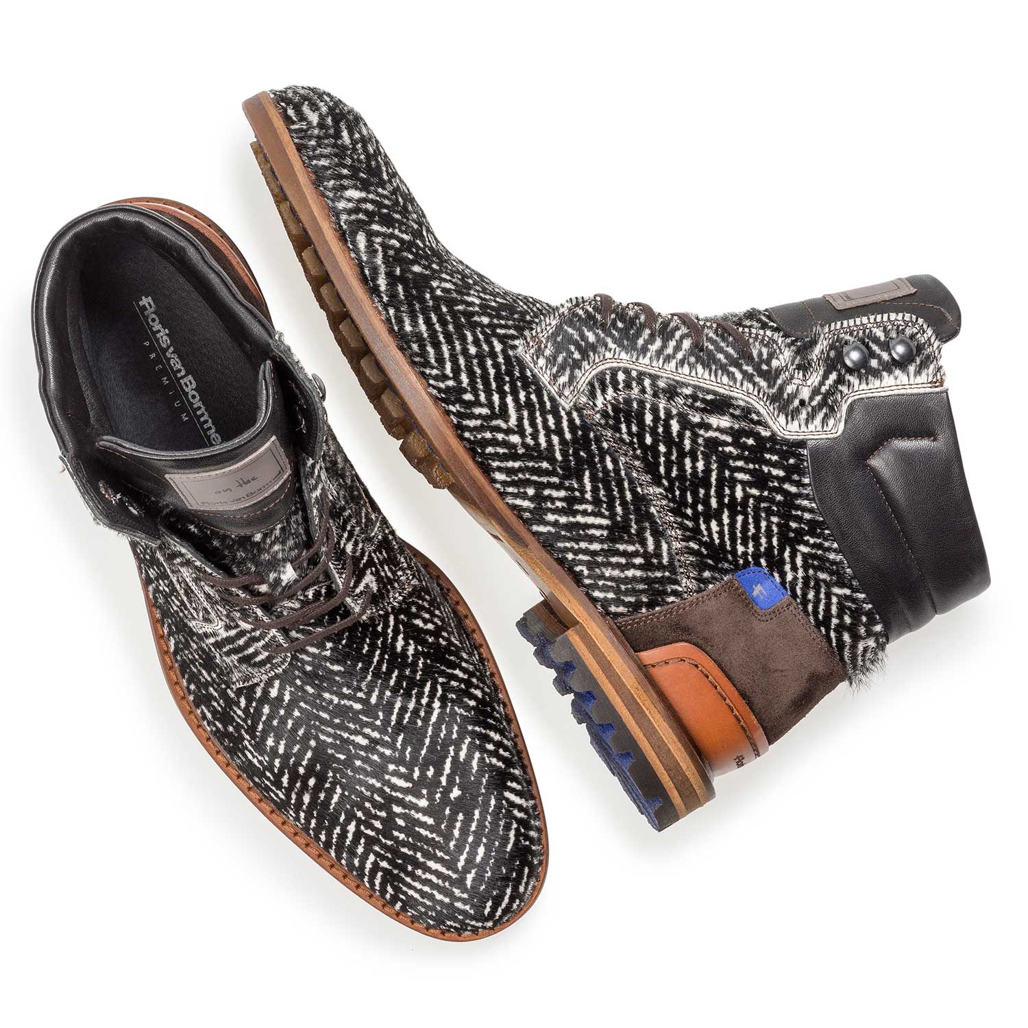10641/02 - Premium off-white printed pony hair lace boot 10641/02 - Premium off-white printed pony hair lace boot