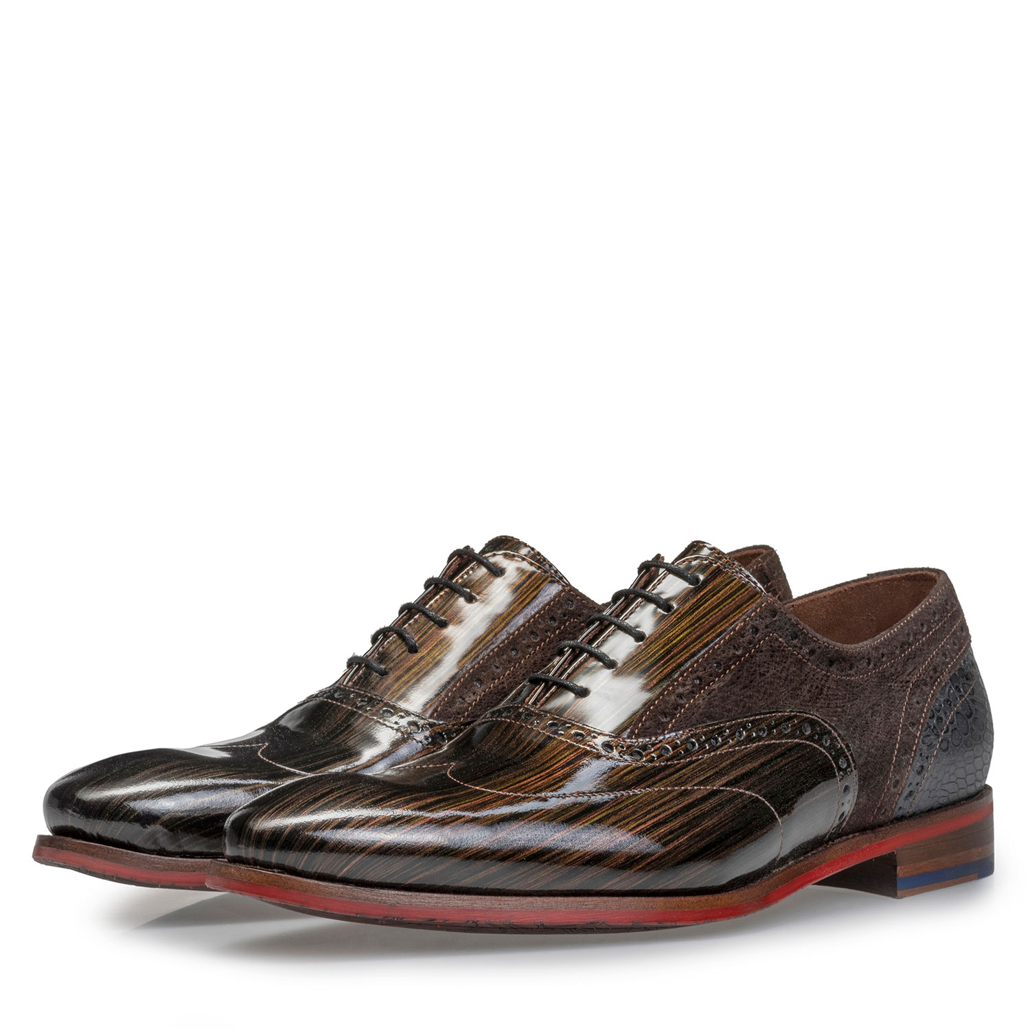 19124/03 - Brogue lakleer brons 19124/03 - Brogue lakleer brons