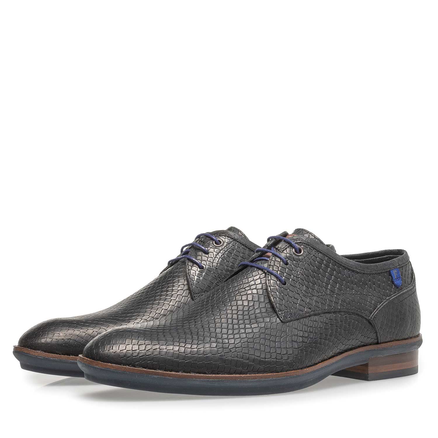 14293/23 - Zwarte leren veterschoen met snakeprint 14293/23 - Zwarte leren veterschoen met snakeprint