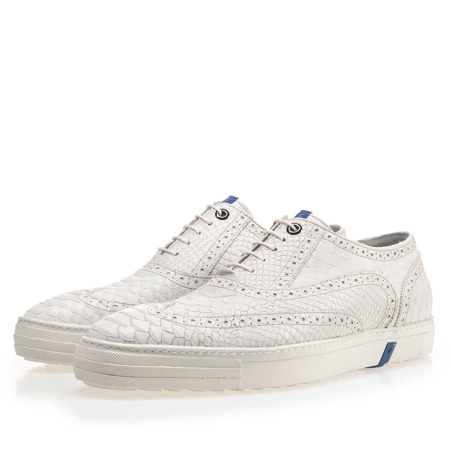 19071/14 - White brogue leather sneaker with a snake print 19071/14 - White brogue leather sneaker with a snake print
